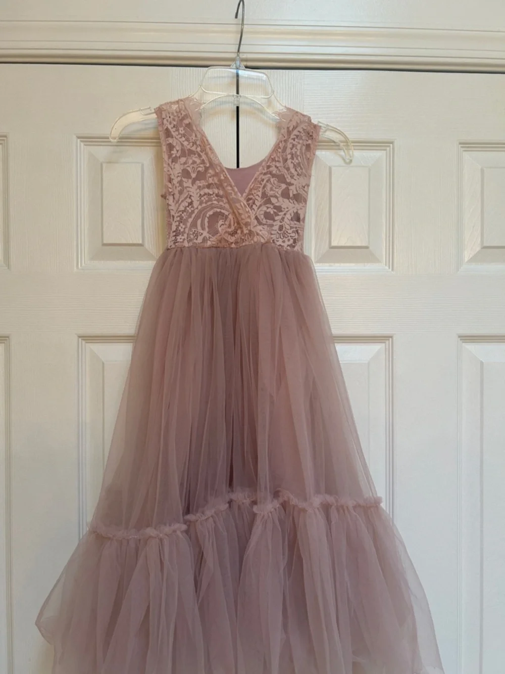 Girl size 4 flower girl Easter formal fancy lace tulle lined dress dusty rose